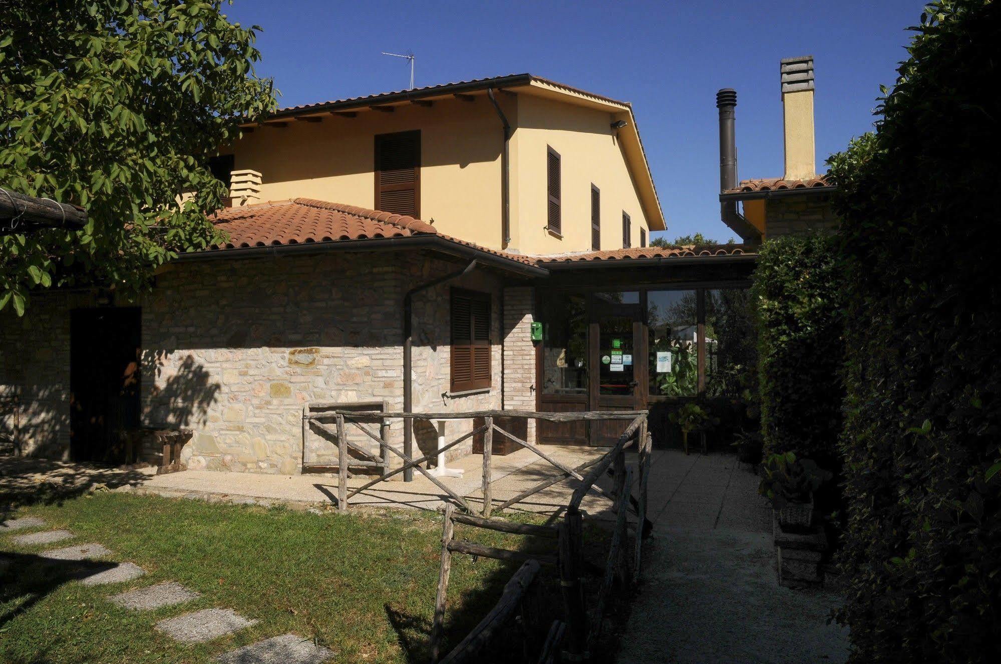 Agriturismo La Mora Assisi Esterno foto
